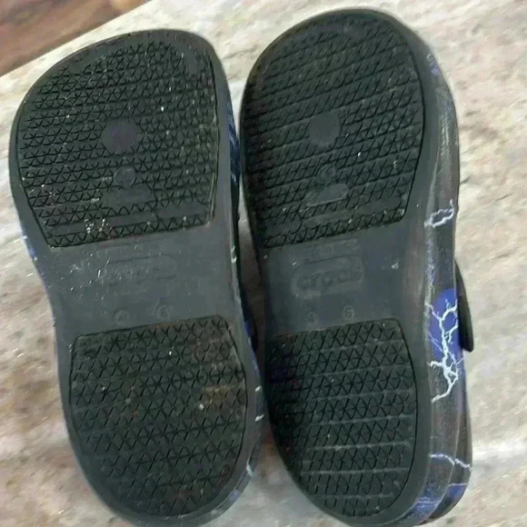 Crocs Bistro Lightning Bolts Size Women 6 or Men 4 - Picture 5 of 7